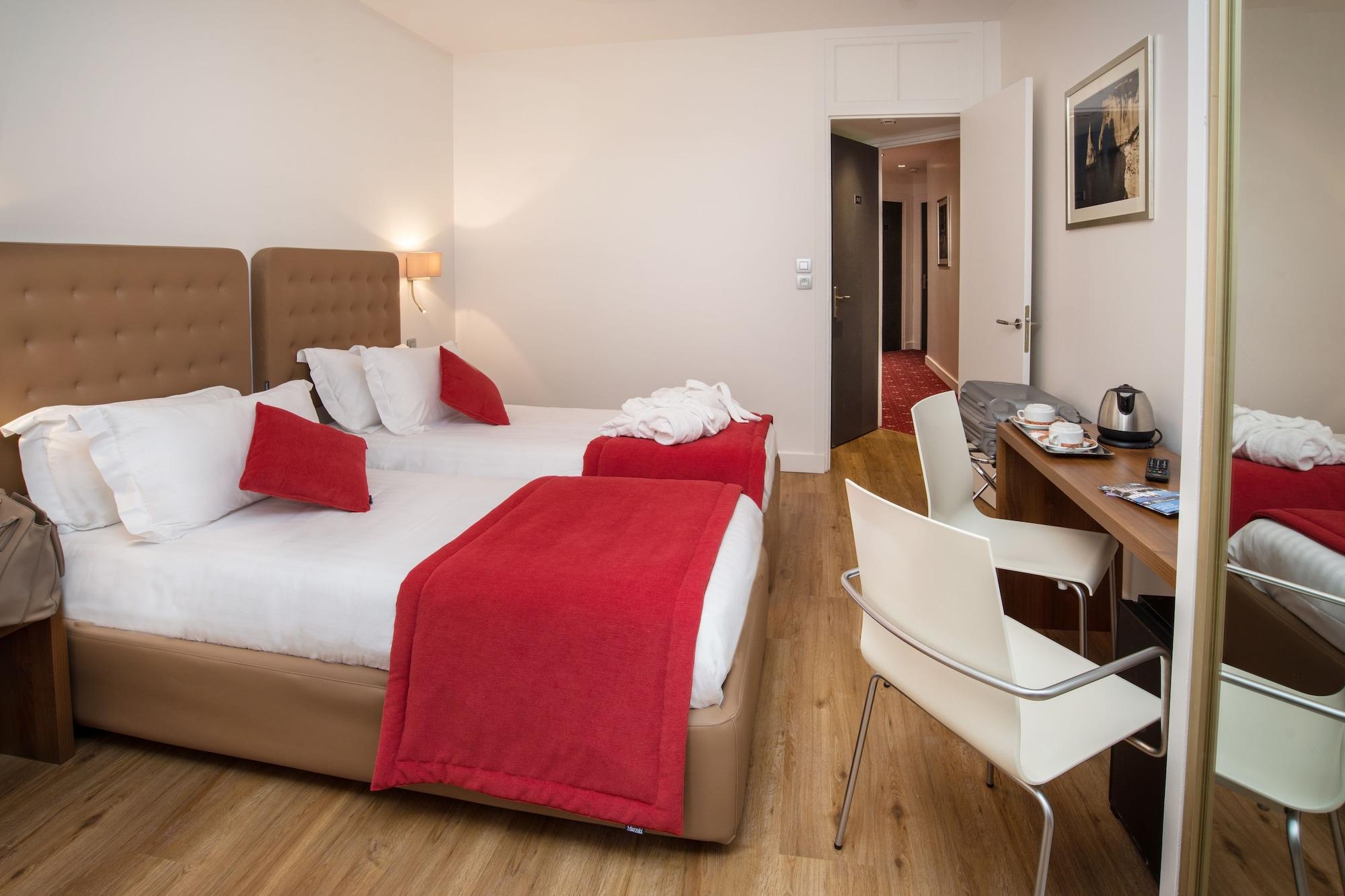 Hotel De France Кан Екстериор снимка