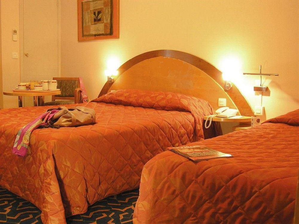 Hotel De France Кан Екстериор снимка